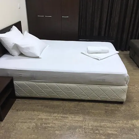 Hotel Park And Pool Family *